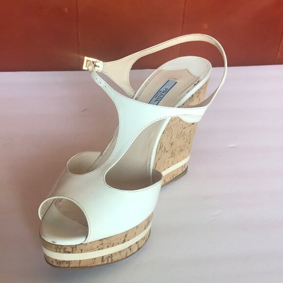 PRADA: Off-White Patent Leather Cork Wedge Sandals EU 40 / US 9 1/2 - Picture 3 of 9